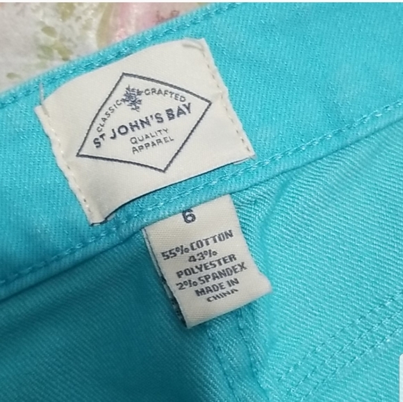 St. John's Bay turquoise cropped capri pants sz 6 - Picture 2 of 3